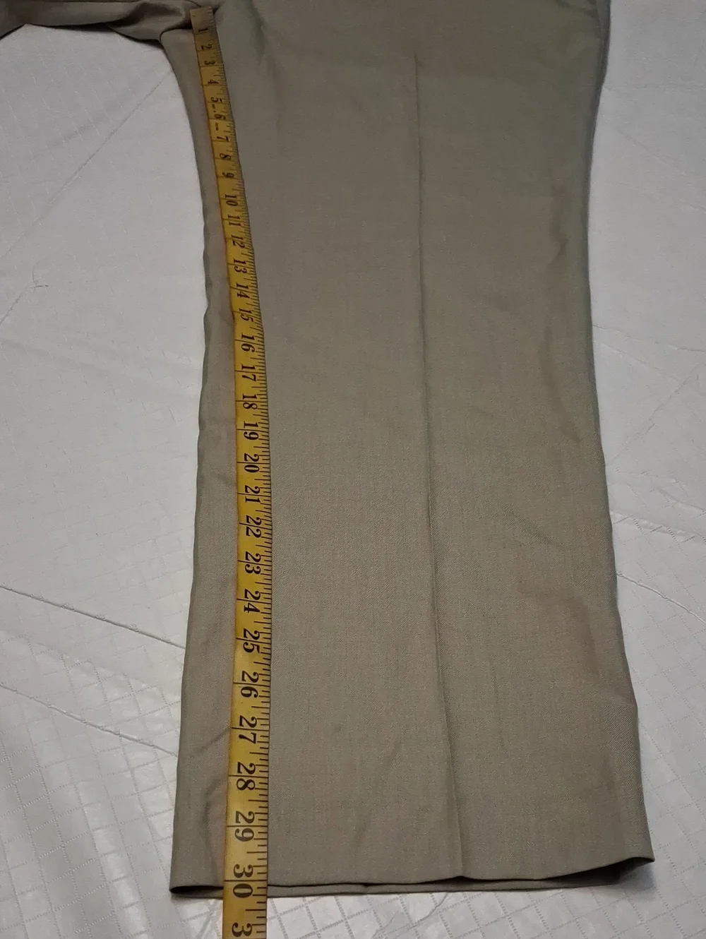 Greg Norman Size W42×L30 Men's Performance Tan Khaki Slim-fit Dress Pants.